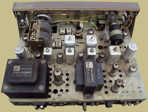 Pioneer FM-R301 Inside