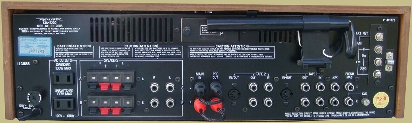 Realistic STA-2200 Rear Panel