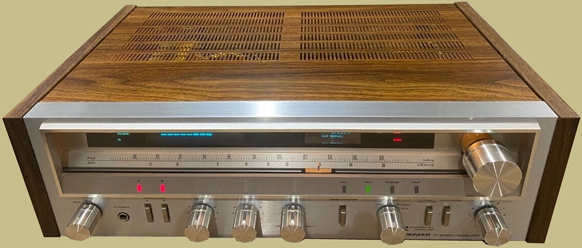 Pioneer SX-3500 Cabinet